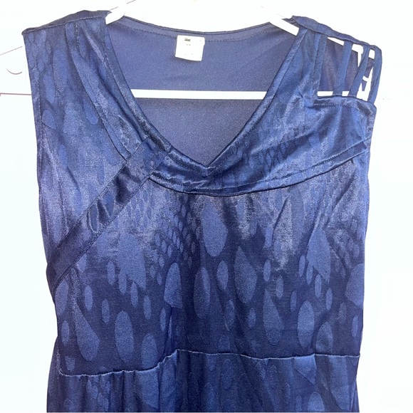 One piece dress - Picture 6 of 6